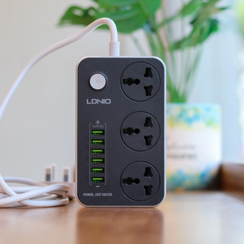 LDNIO SC3604 3 Socket + 6 USB Power Strip
