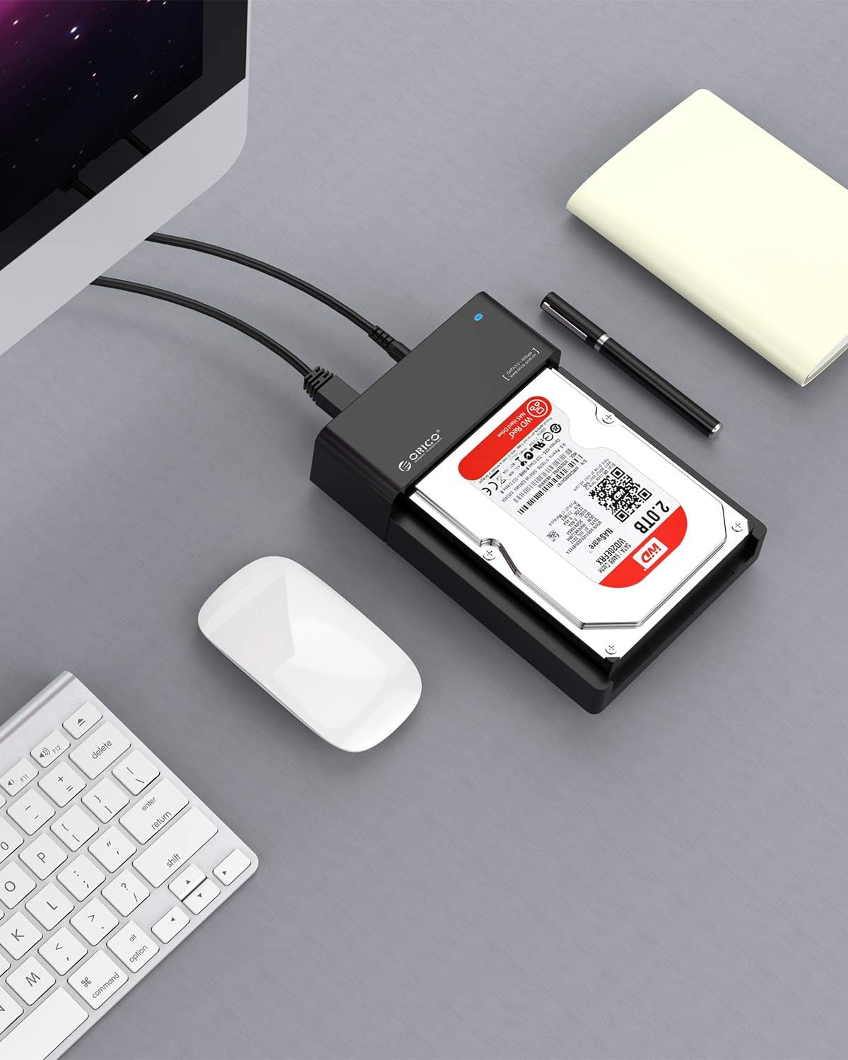 Multi‑bay docking station